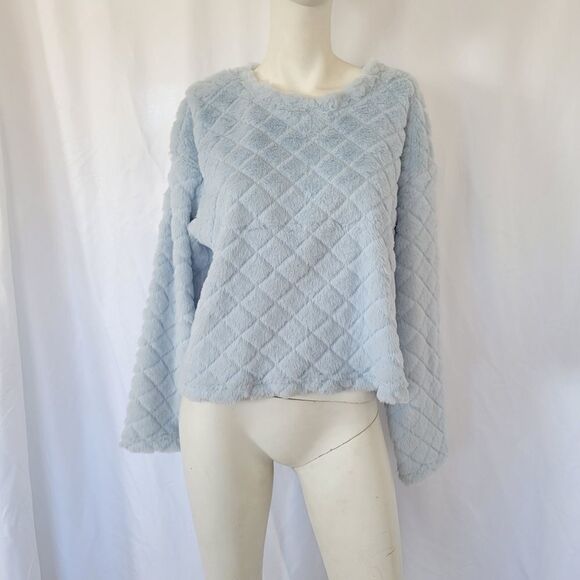 Almost famous faux fur blue sweatshirt Top Size L - Picture 3 of 11